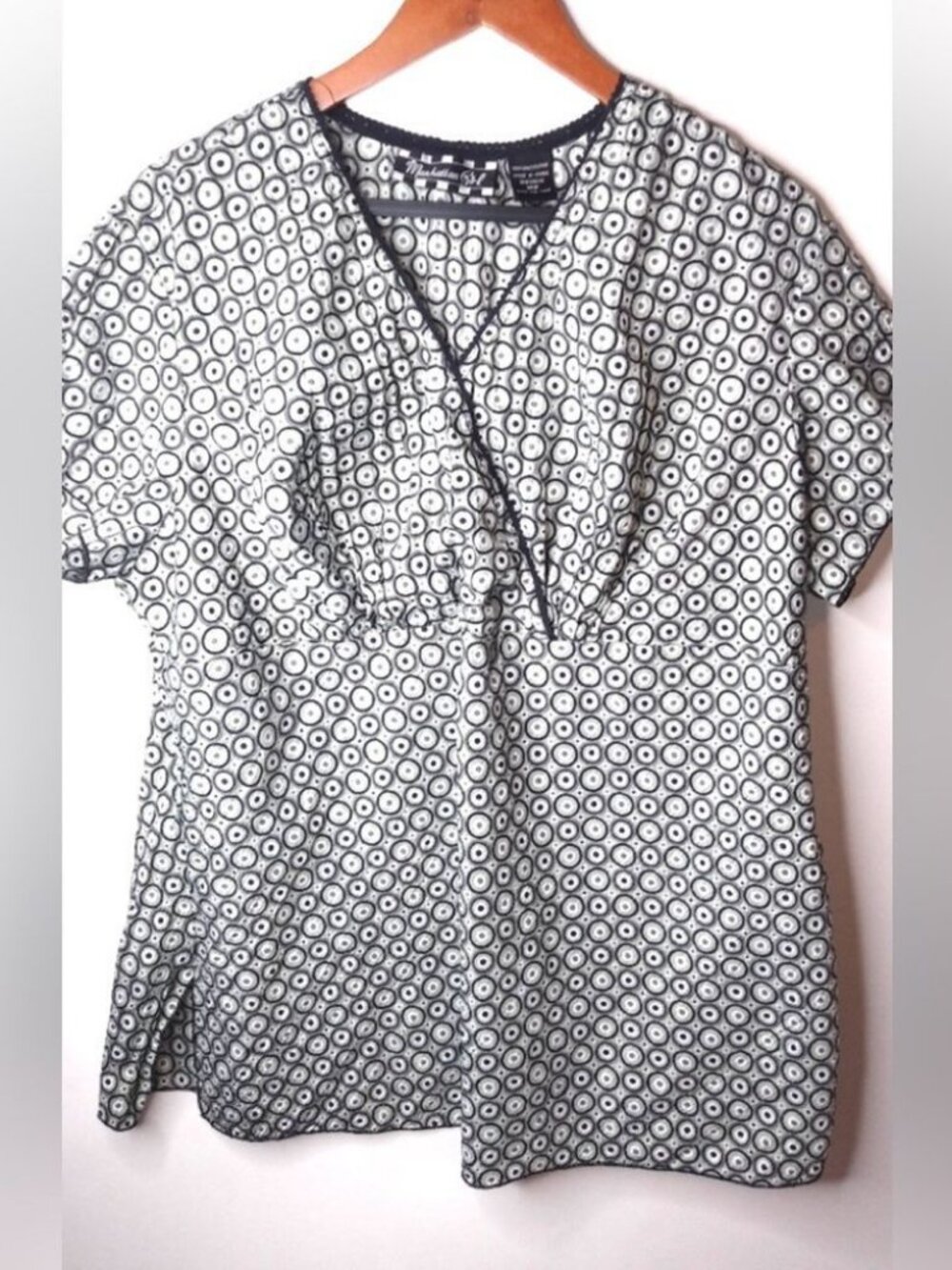 Manhattan Girl 16 Workwear Empire Waist Black White Stretch Top Plus